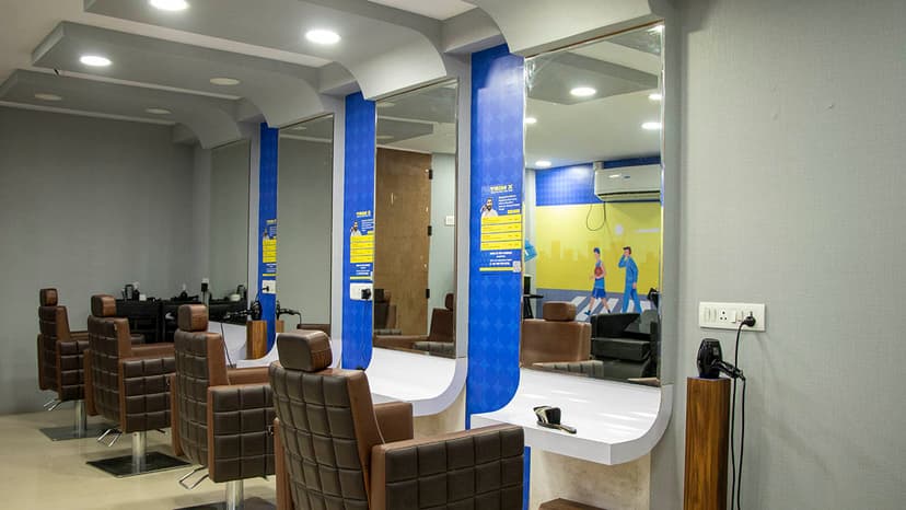 1ST AVENUE - image 2